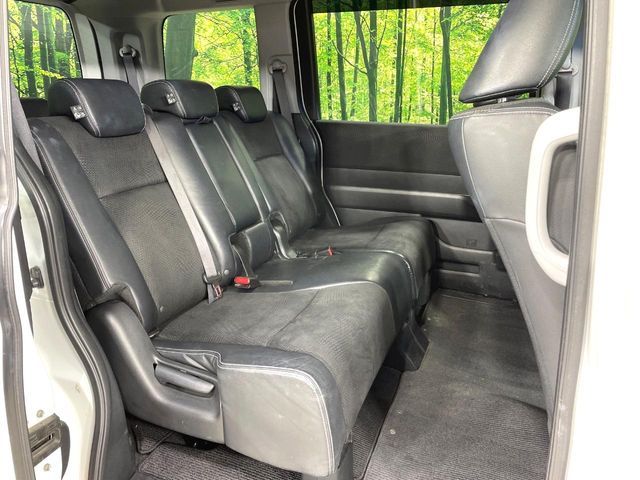 HONDA STEPWAGON SPADA 2013 Image 31