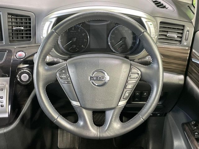 NISSAN ELGRAND 2019 Image 31