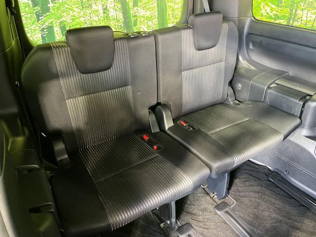 TOYOTA VOXY 2020 Image 31