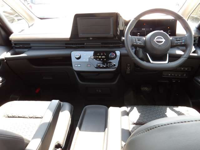 NISSAN SERENA  WG 4WD 2025 Image 31