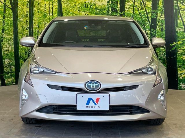 TOYOTA PRIUS 2017 Image 31