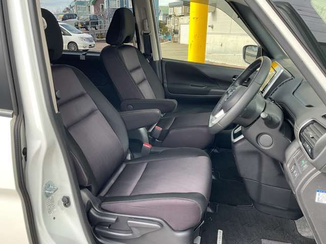 NISSAN SERENA  S-HYBRID 4WD 2018 Image 31