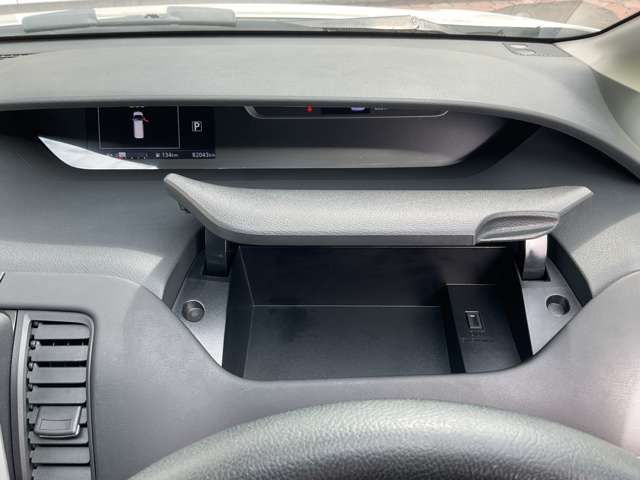 NISSAN SERENA  S-HYBRID 4WD 2018 Image 31