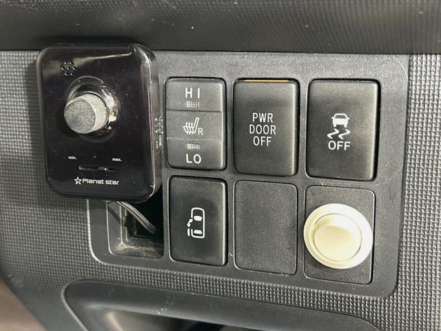 TOYOTA SPADE 2012 Image 31