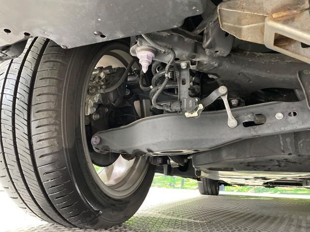 TOYOTA C-HR 2019 Image 31