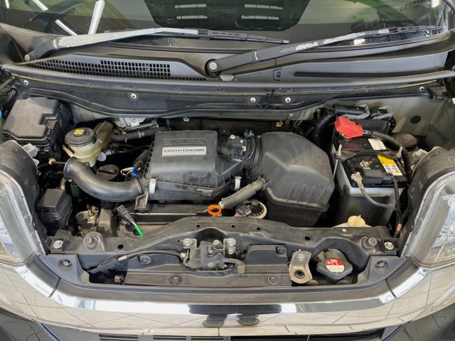 HONDA N BOX CUSTOM 2015 Image 31