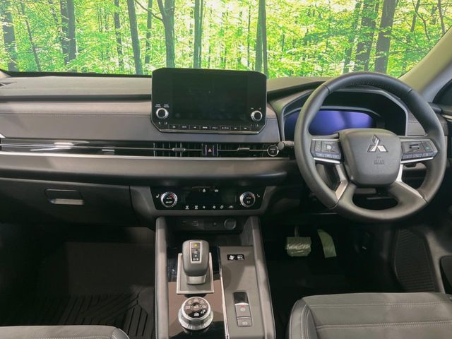 MITSUBISHI OUTLANDER PHEV 2023 Image 31