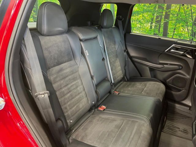 MITSUBISHI OUTLANDER PHEV 2023 Image 31