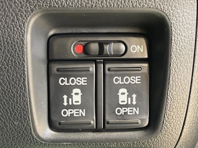 HONDA N BOX CUSTOM 2014 Image 31