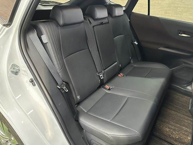 TOYOTA HARRIER HYBRID 2023 Image 31