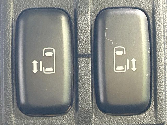 MITSUBISHI DELICA D:5 4WD 2012 Image 31