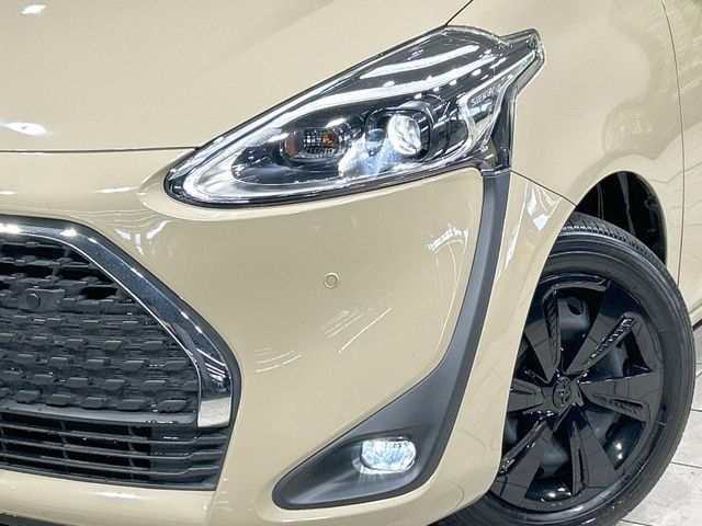 TOYOTA SIENTA HYBRID 2021 Image 31