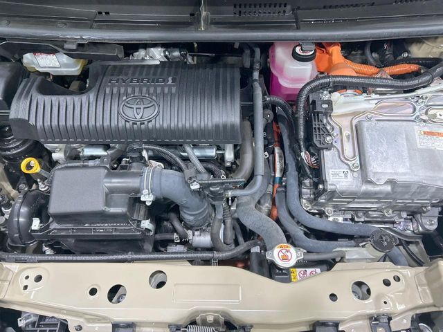 TOYOTA SIENTA HYBRID 2021 Image 31