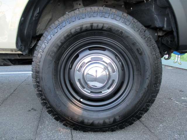 TOYOTA LANDCRUISER PRADO 2000 Image 31