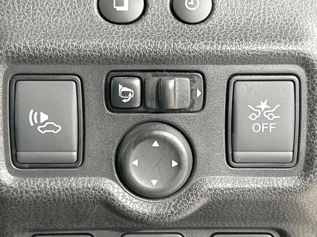 NISSAN NOTE 2017 Image 31