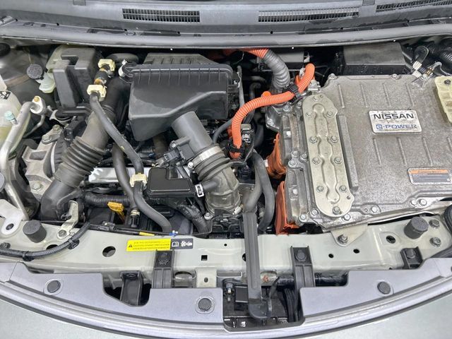 NISSAN NOTE 2017 Image 31