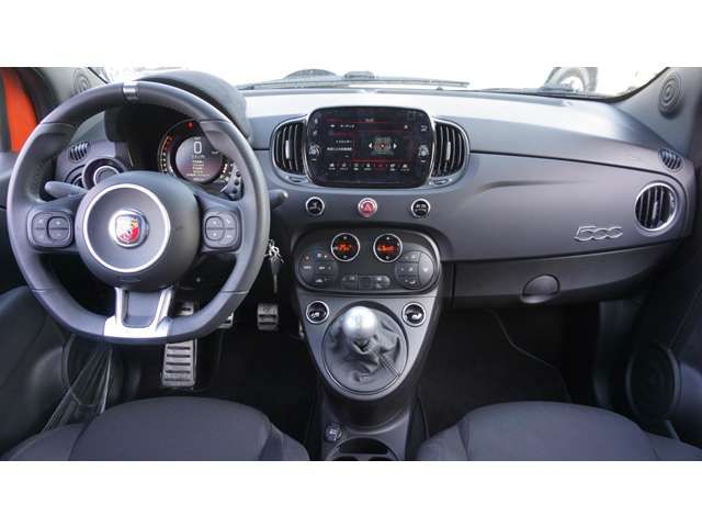 FIAT ABARTH F595 2025 Image 31