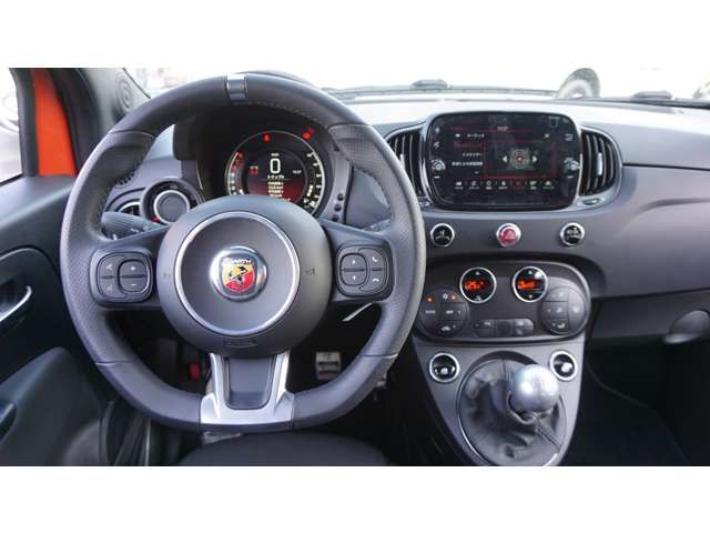 FIAT ABARTH F595 2025 Image 31