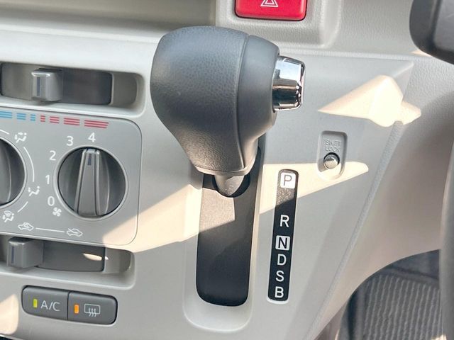 TOYOTA PIXIS EPOCH 2020 Image 31