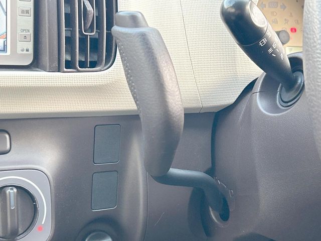 TOYOTA PASSO 2013 Image 31