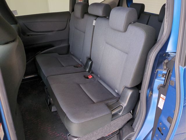 TOYOTA SIENTA 2017 Image 31