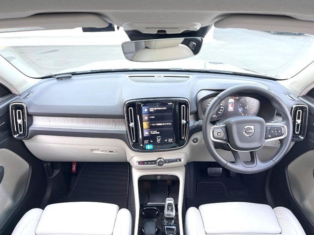 VOLVO XC40 2020 Image 31