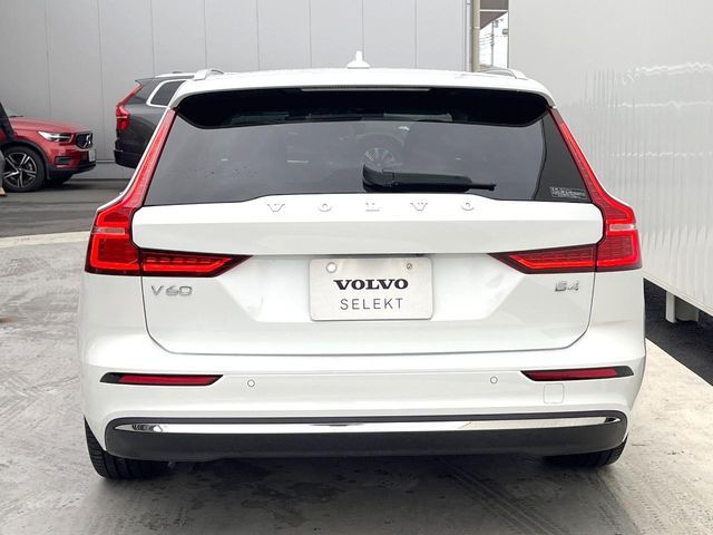 VOLVO V60 2024 Image 31