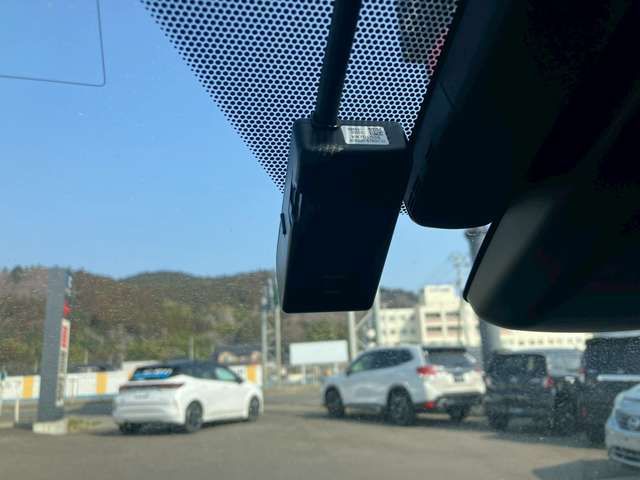 TOYOTA PRIUS 4WD 2016 Image 31