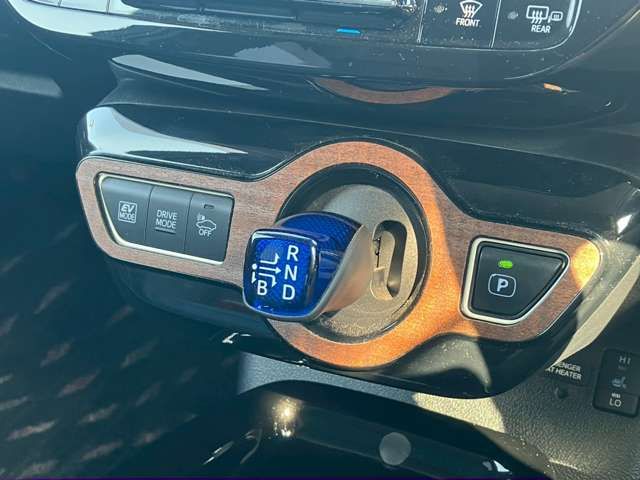 TOYOTA PRIUS 4WD 2016 Image 31