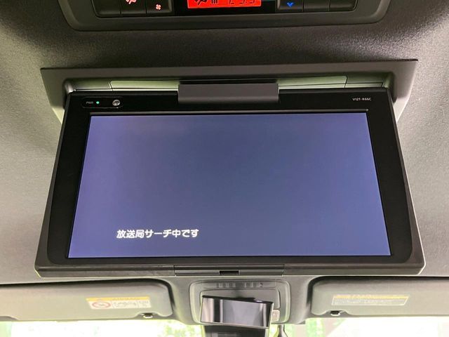 TOYOTA ESQUIRE HYBRID 2017 Image 31