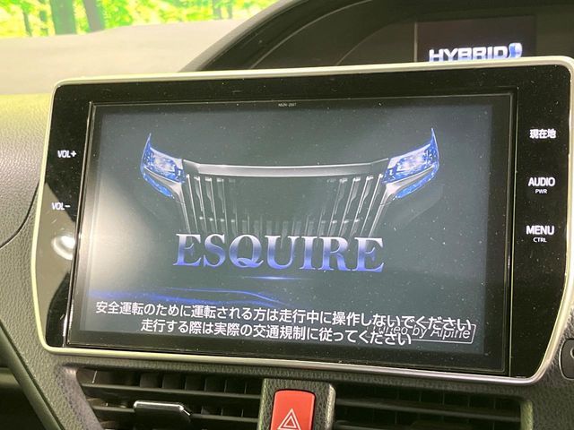 TOYOTA ESQUIRE HYBRID 2017 Image 31