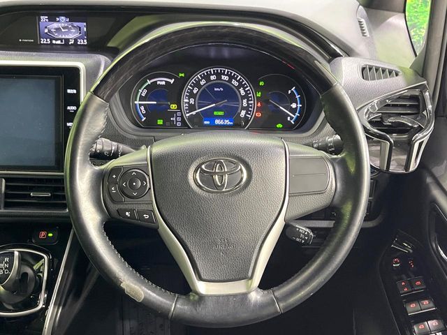 TOYOTA ESQUIRE HYBRID 2017 Image 31