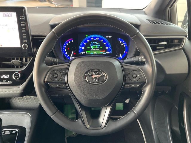 TOYOTA COROLLA SEDAN HYBRID 2020 Image 31