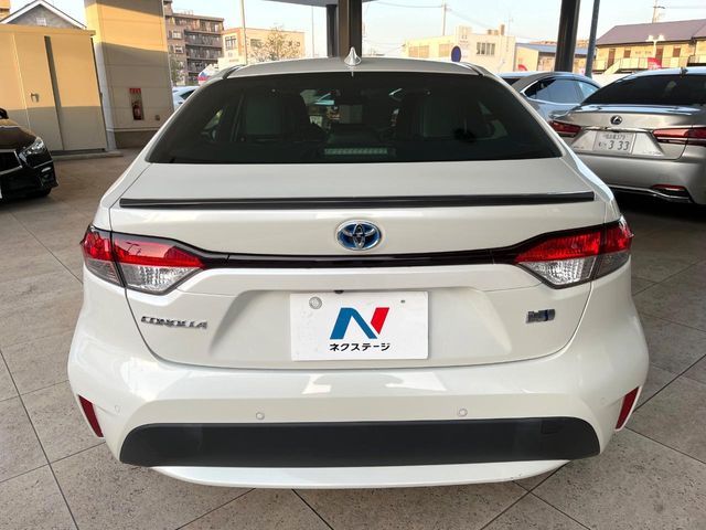 TOYOTA COROLLA SEDAN HYBRID 2020 Image 31