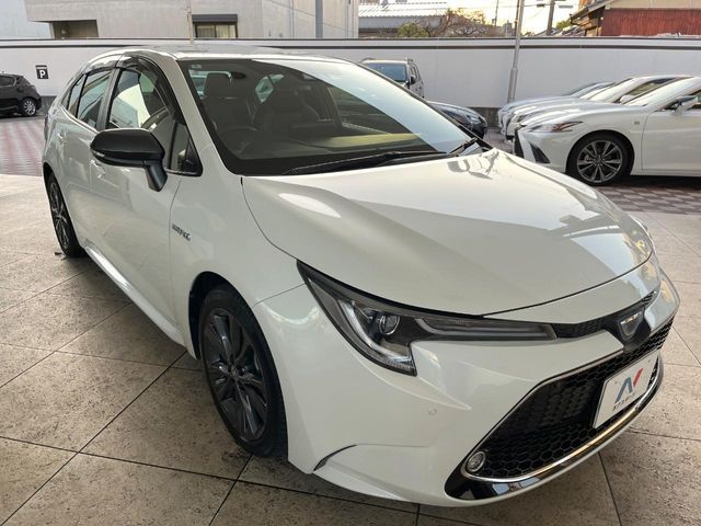 TOYOTA COROLLA SEDAN HYBRID 2020 Image 31