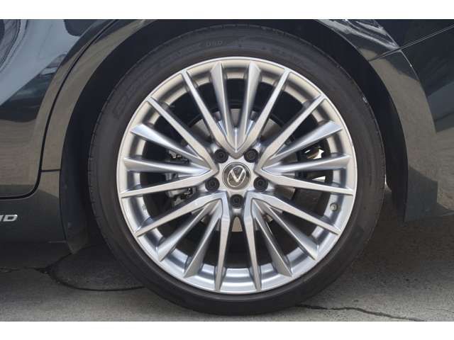 TOYOTA LEXUS IS300H 2022 Image 31