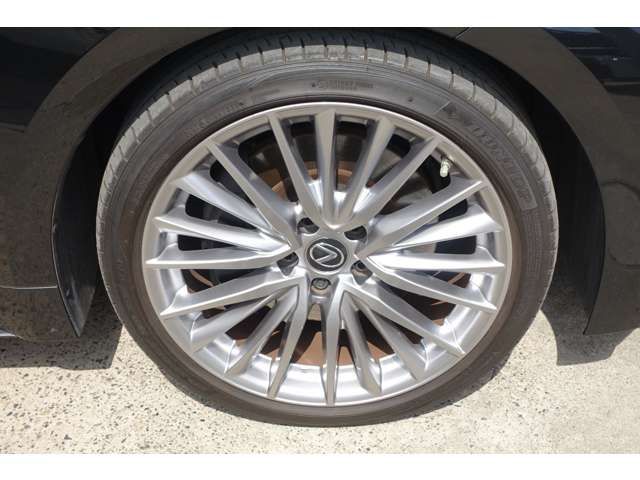 TOYOTA LEXUS IS300H 2022 Image 31