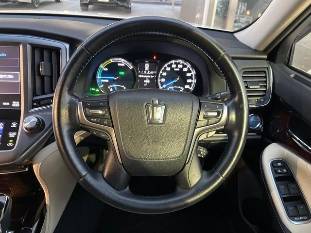 TOYOTA CROWN SEDAN HYBRID 2016 Image 31