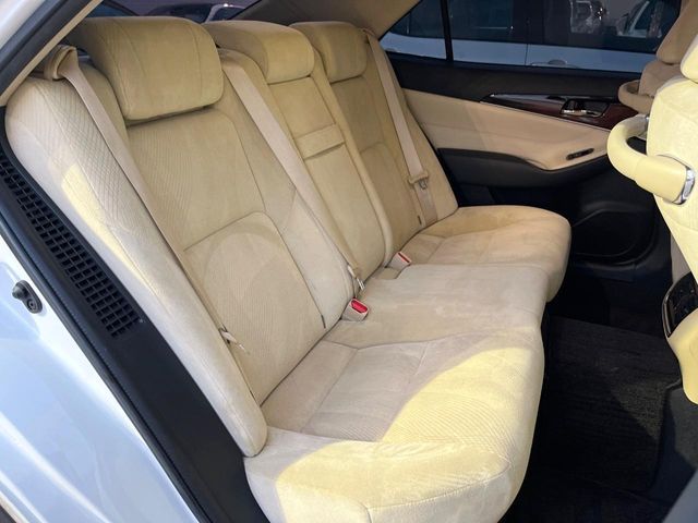 TOYOTA CROWN SEDAN HYBRID 2016 Image 31