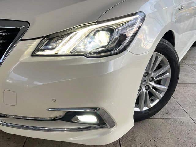 TOYOTA CROWN SEDAN HYBRID 2016 Image 31