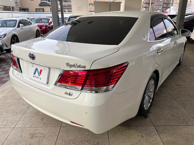 TOYOTA CROWN SEDAN HYBRID 2016 Image 31