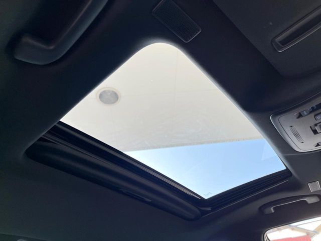 TOYOTA CROWN SEDAN 2020 Image 31