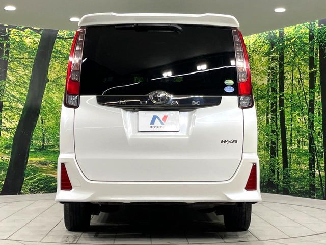 TOYOTA NOAH 4WD 2016 Image 31
