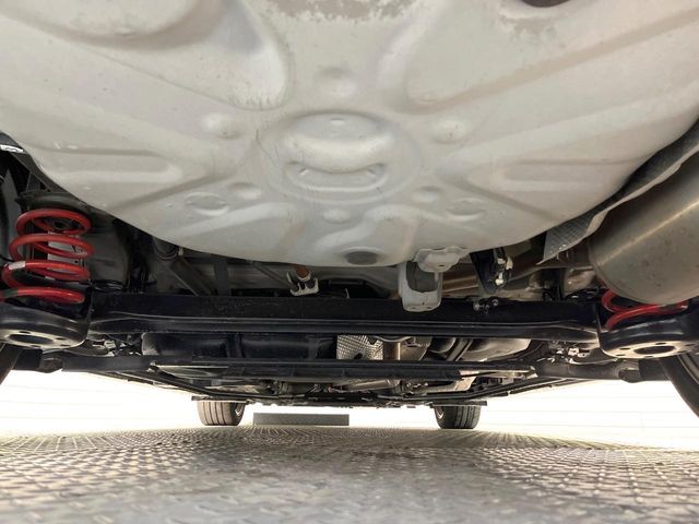 TOYOTA PRIUS ALPHA 2018 Image 31