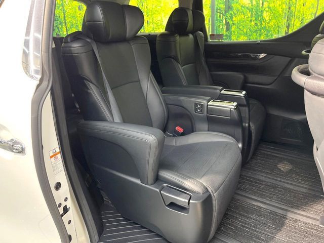TOYOTA ALPHARD 2019 Image 31