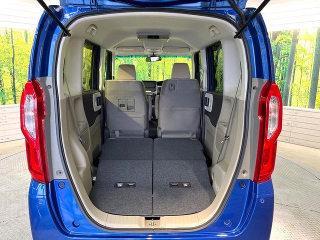 HONDA N BOX 2017 Image 31