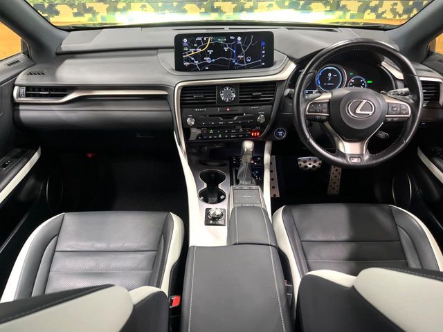 TOYOTA LEXUS RX450H 2WD 2021 Image 31