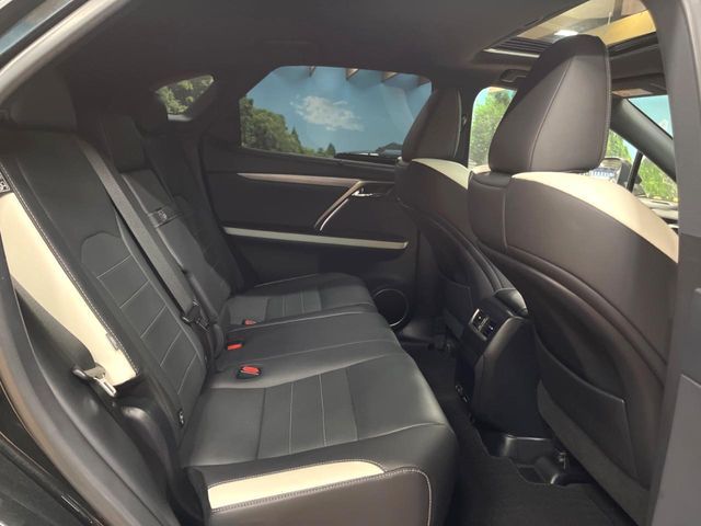 TOYOTA LEXUS RX450H 2WD 2021 Image 31