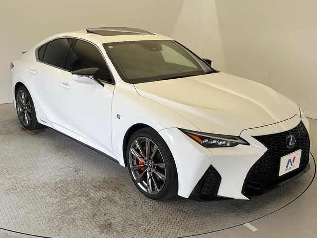 TOYOTA LEXUS IS300H 2021 Image 31