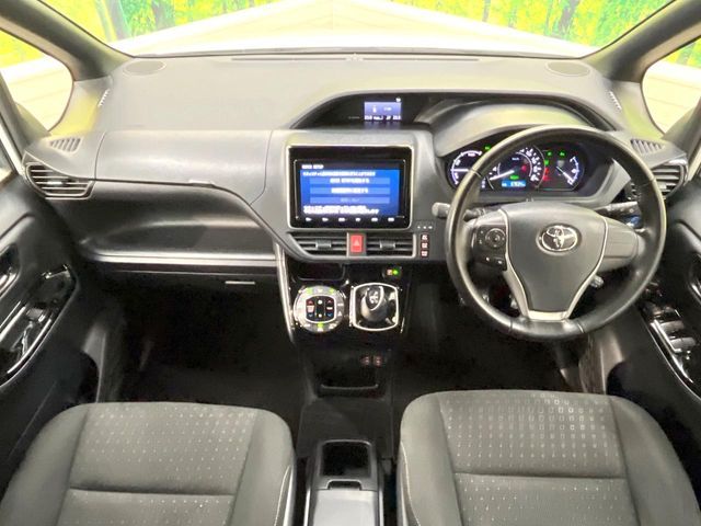 TOYOTA NOAH HYBRID 2020 Image 31